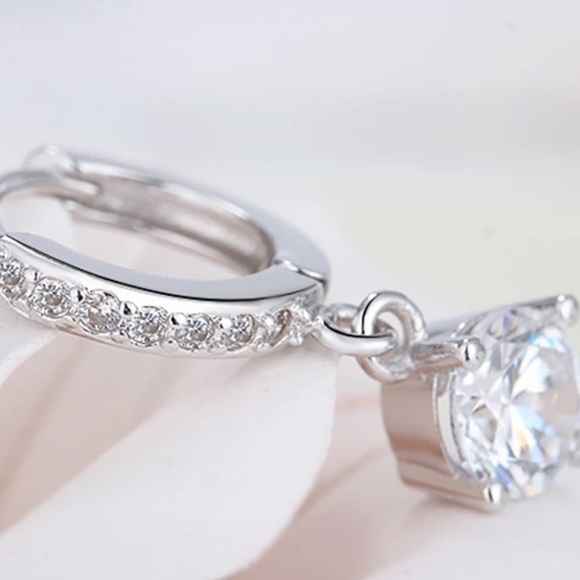 925 Silver Zircon Diamond Earrings - Picture 6 of 16